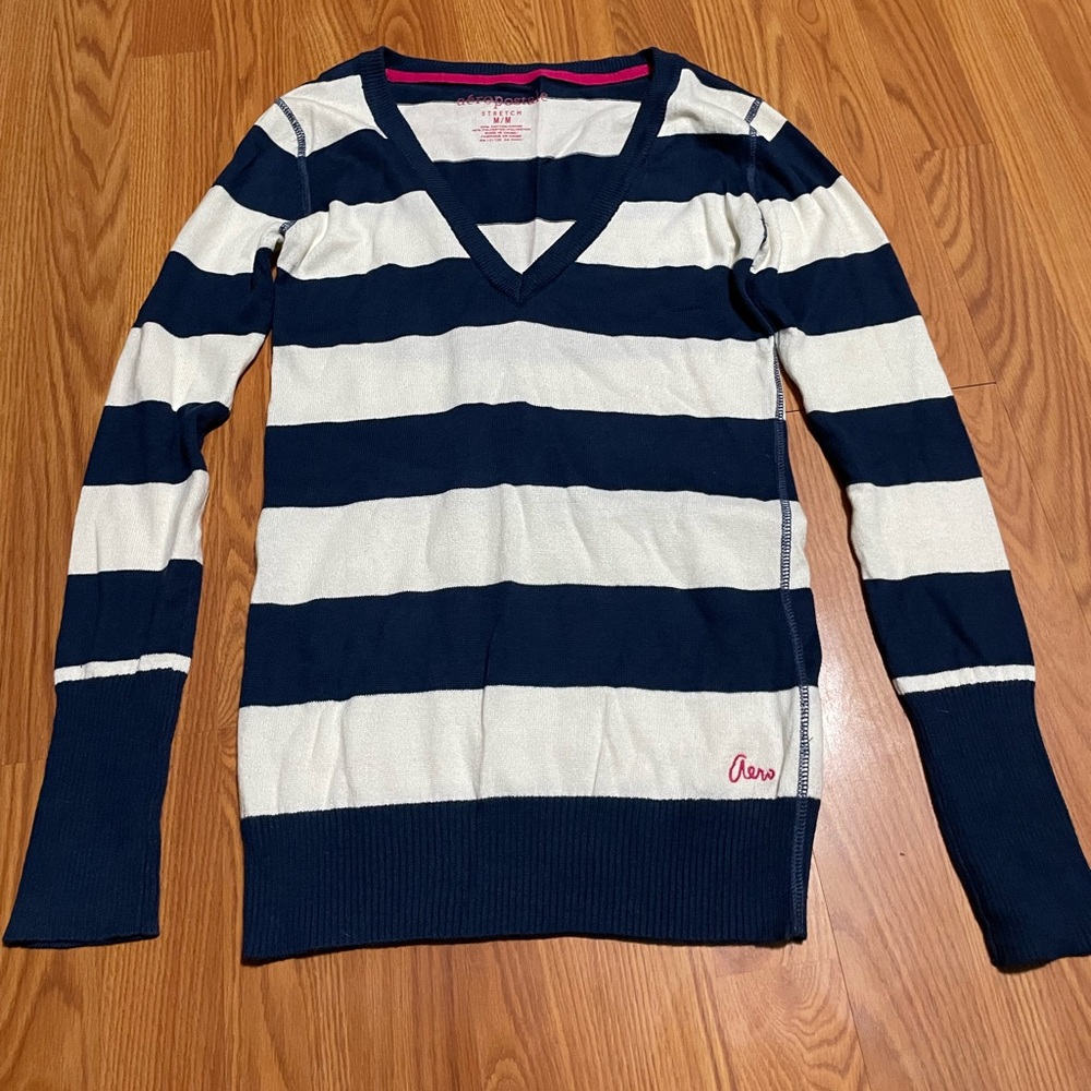 NWOT Aeropostale Sweater Size Medium